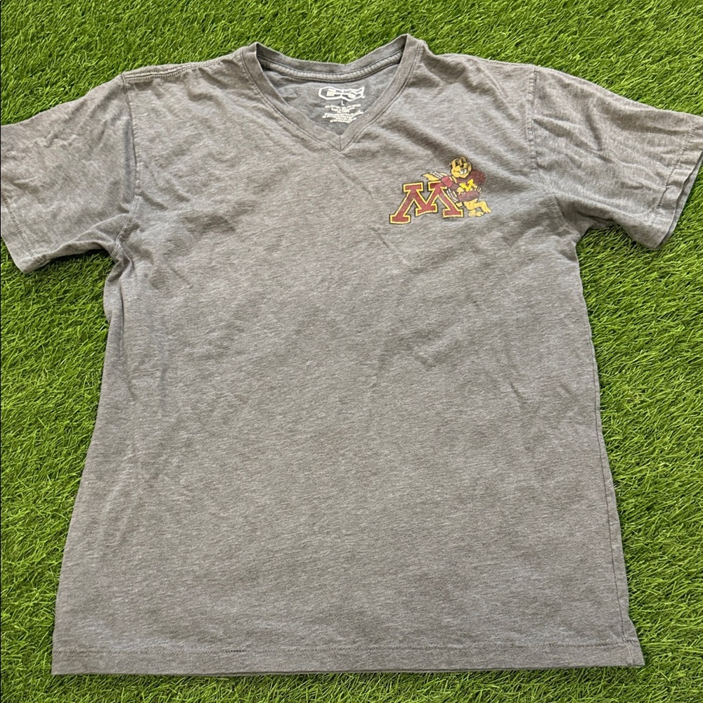 Women’s E5 Minnesota Gophers V-neck Tshirt